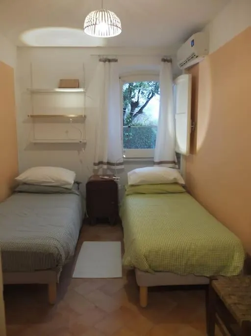 בית נופש טרקסטאני Uvatanta Cottage איטליה
